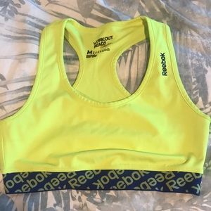 Reebok sports bra Sz M